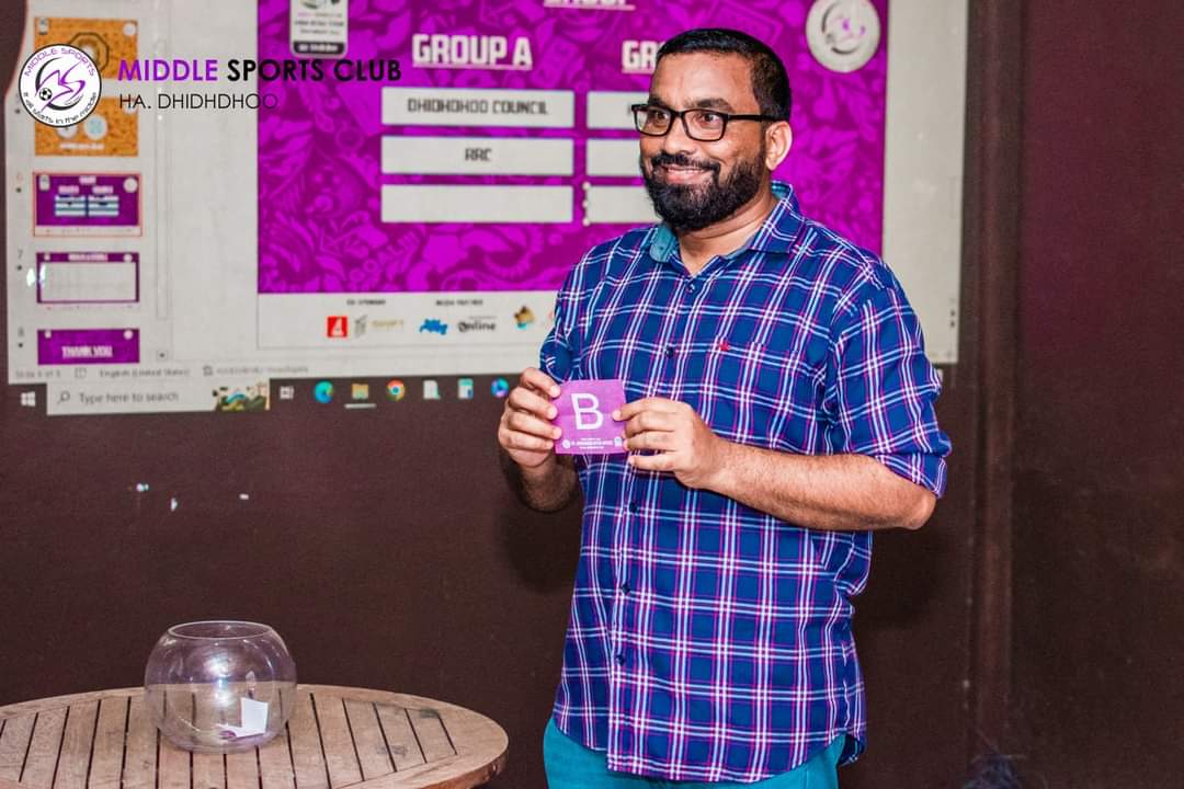 middlesc_dhidho's tweet photo. Shots from the Draw ceremony of Middle SportsClub Inter Office Futsal Tournament 2023. ⚽️
Good luck to all the participants.
#MiddleSportsClub #HaDhidhdhoo https://t.co/2Ido3nlY3o