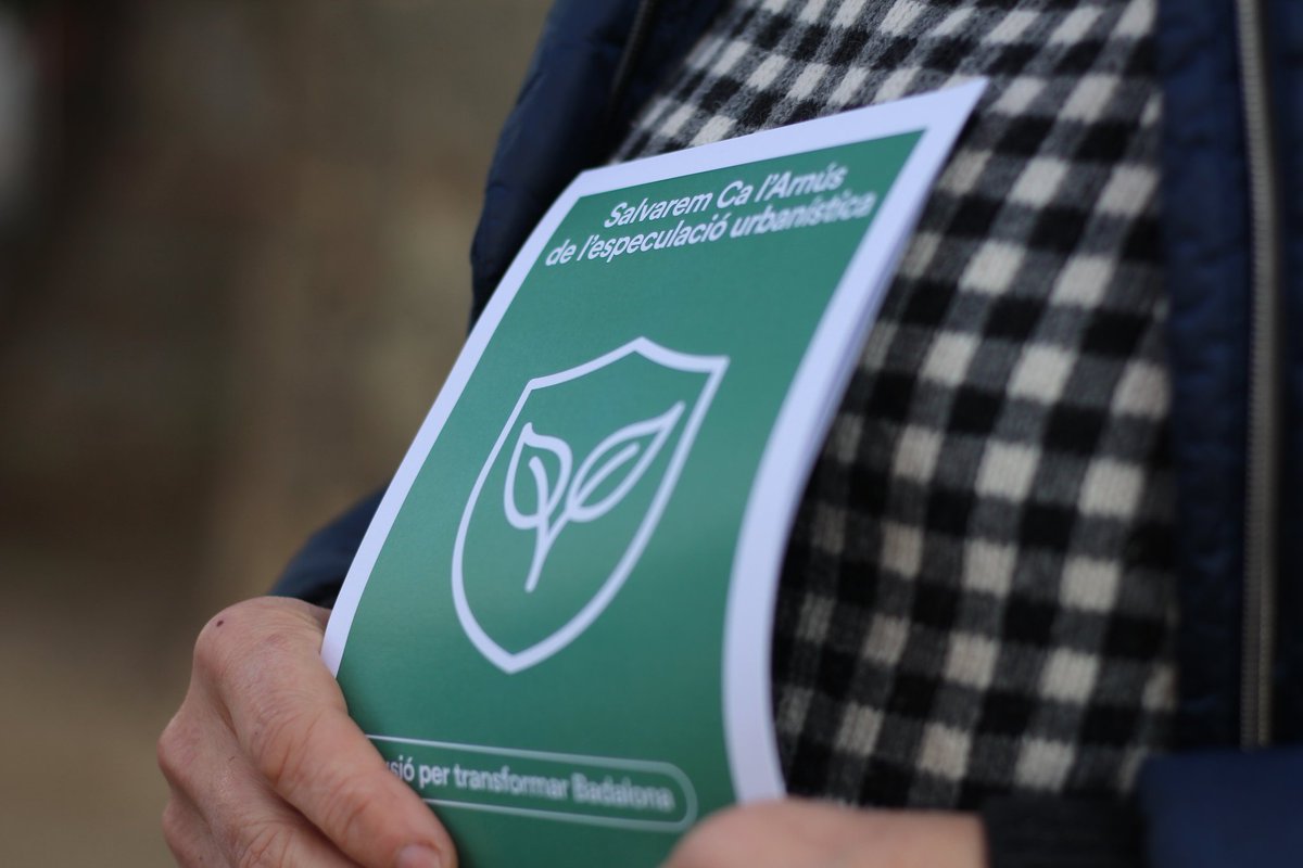 mariadolorsa's tweet photo. Una il•lusió que cada dia tenen més veïns i veïnes: transformar el present de #Badalona 💪

Us animo a acompanyar-me en aquests últims dies de campanya!

📲 https://t.co/sXejD7mQvQ
💡 https://t.co/m8R8fUnQfc https://t.co/UGB02EmmCy
