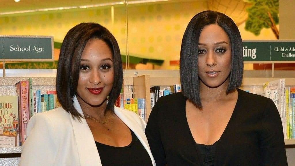 faiththegemini's tweet photo. their bobs tell you that they do not fuck with the same type of men 😂 https://t.co/56LW7lF0Y3