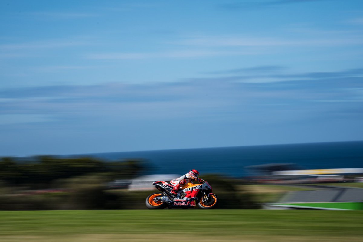 The Island is calling! Let us get you over to the 2023 MOTOGP™ GURU BY GRYFYN AUSTRALIAN MOTORCYCLE GRAND PRIX at Phillip Island this October. Flexible travel packages available now!

tinyurl.com/26mey73x