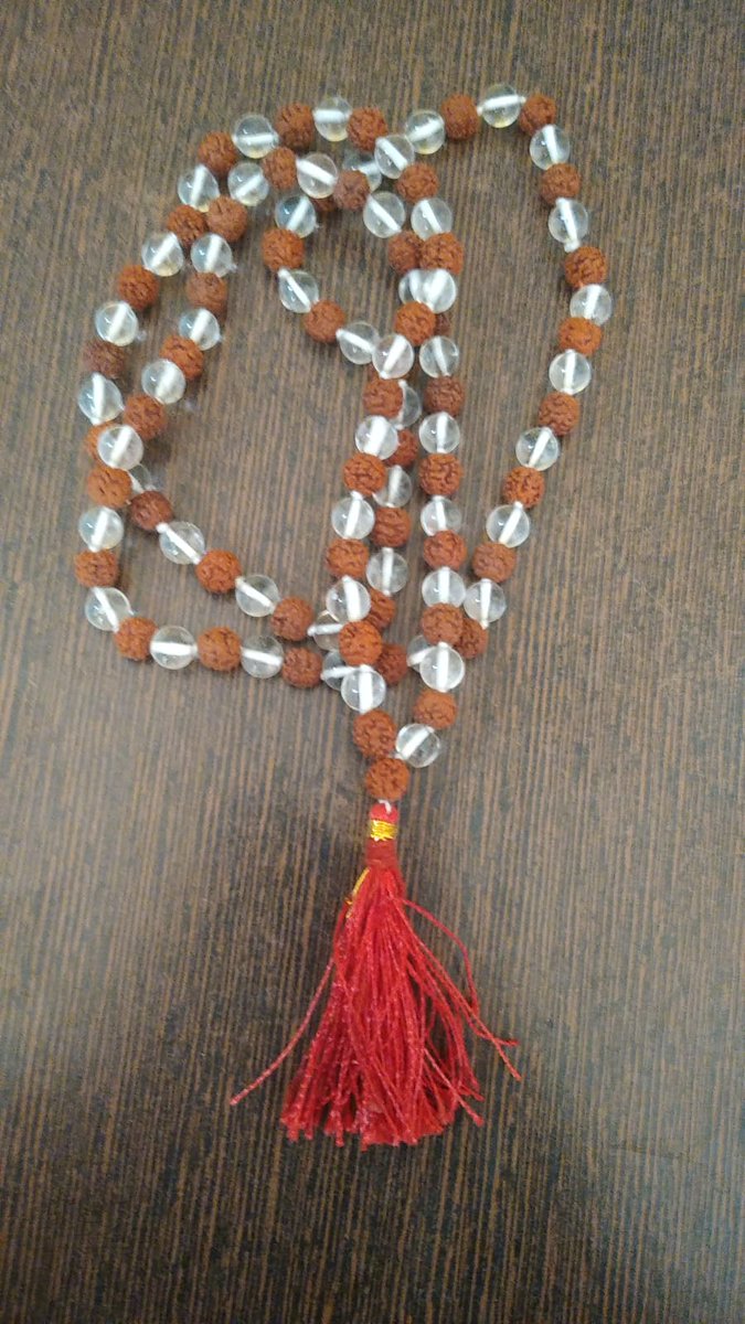 Japa mala
✅Shp now

#japamala #o #yoga #mala #meditation #medita #mantra #namaste #malabeads #japamalas #zen #hooponopono #malanecklace #cristais #meditacao #handmade #hoponopono #yogajewelry #beads #chakras #reiki #budismo #prayerbeads #espiritualidade #buda #gratidao #