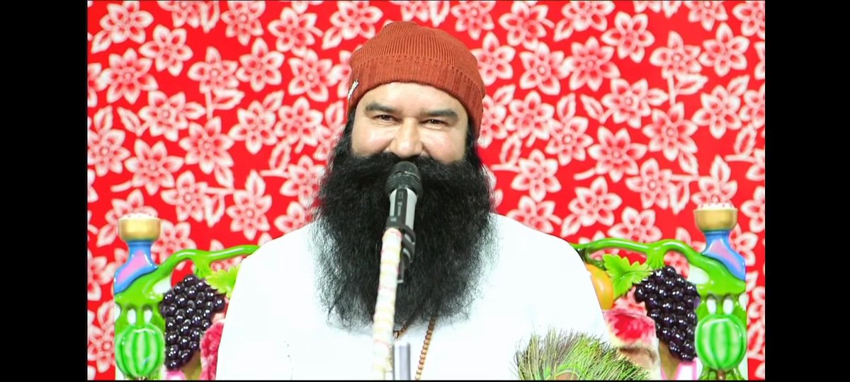 SinglaKuki's tweet photo. Got a new birth today in the year 2000! Thanks to St. Dr. @GurmeetRamRahim Singh Ji Insan for imparting the true method of meditation and adding eternal blessedness to my life.
#HappySpiritualBirthdaytoMe 😀😊🙏 #YouChooseMe #ThankYouforThat https://t.co/r8Mdcz8Vhm