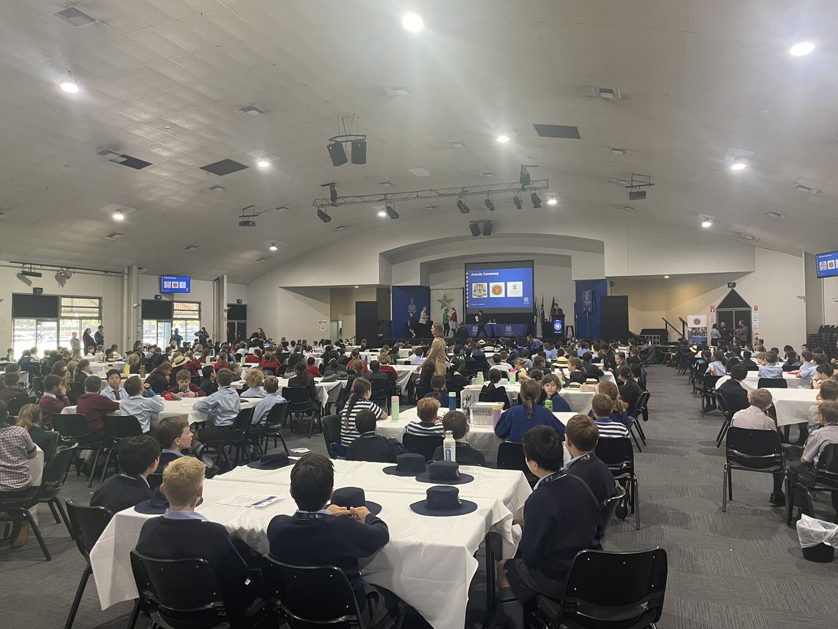 What a great day celebrating our gifted students at the da Vinci Decathlon @NudgeeCollege #gifted <a href="/knoxgrammar/">Knox Grammar School</a>