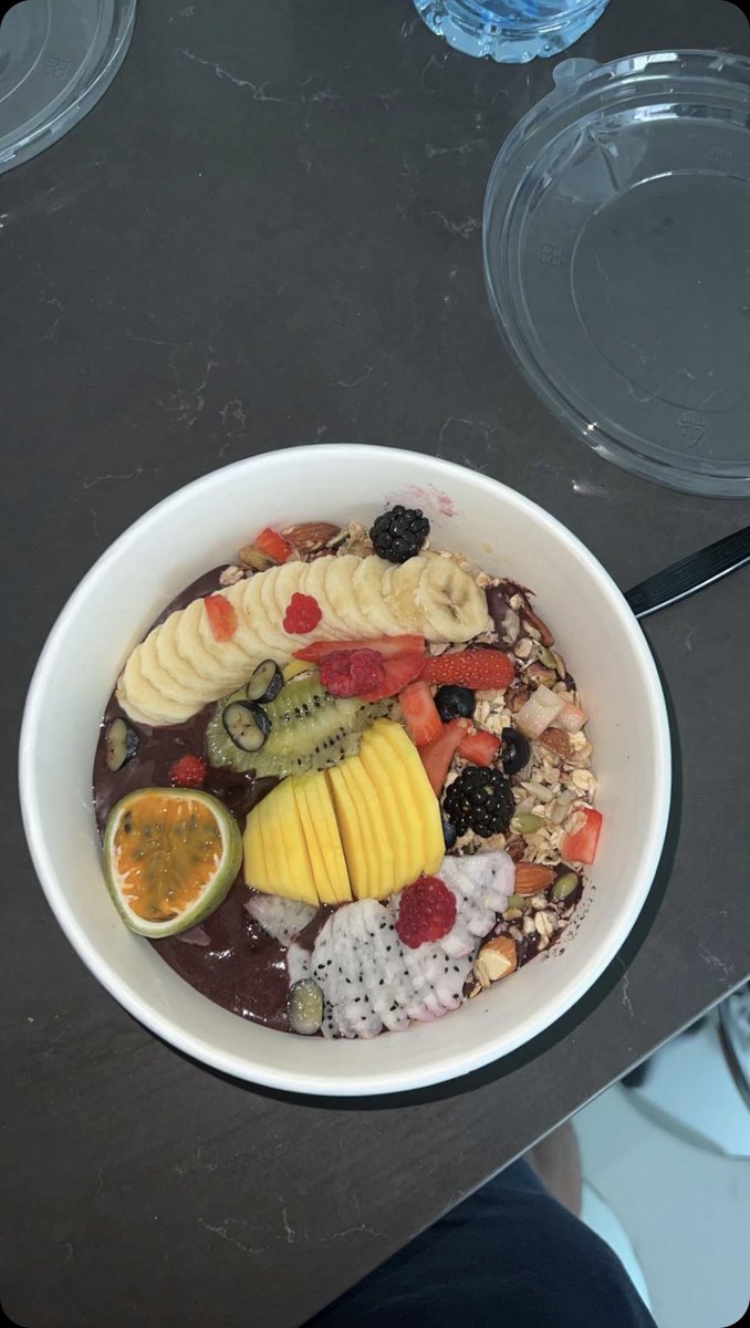 itsperrysingh's tweet photo. Just a note to my Sehli who I haven’t met yet 🙃 ya see the  effort i put in  to make my breakfast and meals 🥙 , so don’t ya worry i got youuuuu😂 https://t.co/tOamD0kwca