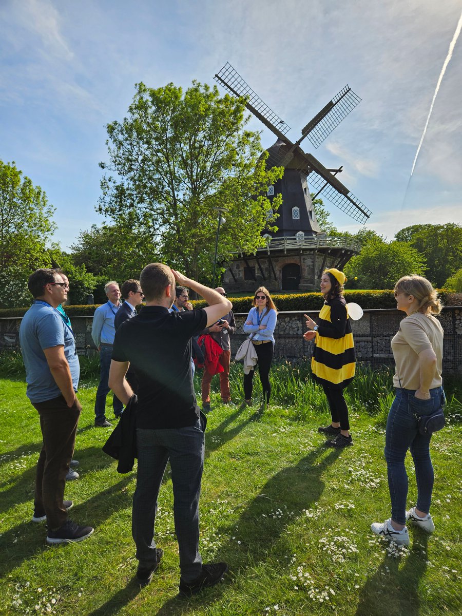 Landsbygdsnätverket (@landsbygdsnatve) on Twitter photo Hello from Malmö: Opening session, 9 am. Conference on successful environmental practice within the framework of the EU’s Common Agricultural Policy (CAP). Yesterday we had a lovely welcome reception in the Castle garden😍 #sweden2023eu #EUCAPnetwork
swedish-presidency.consilium.europa.eu/en/events/conf…… Hello from Malmö: Opening session, 9 am. Conference on successful environmental practice within the framework of the EU’s Common Agricultural Policy (CAP). Yesterday we had a lovely welcome reception in the Castle garden😍 #sweden2023eu #EUCAPnetwork
swedish-presidency.consilium.europa.eu/en/events/conf……