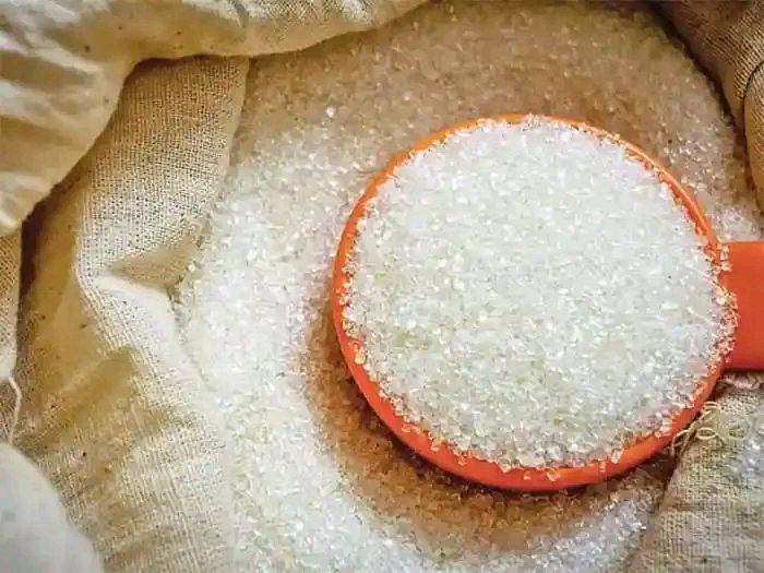 রাজাকারের দেশ পাকিস্তানে চিনি ৫৮ টাকা
দেউলিয়ার দেশ শ্রীলঙ্কায় চিনি ৮০ টাকা
আর আউলিয়ার দেশে চিনি মাত্র ১৫০/- টাকা।