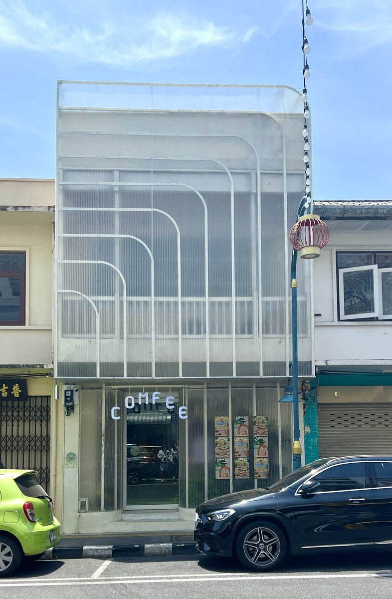 papdiawdiawmaa's tweet photo. คาเฟ่เขียวๆใจกลาง old town ภูเก็ต ร้านสวย มีเมนูให้เลือกเยอะ ขนมอร่อย เครื่องดื่มดี ราคาดี
📍 Comfee Phuket
#ReviewThailand #รีวิวภูเก็ต #Reviewphuket
#แปปเดียวเดี๋ยวมา #papdiawdiawmaa #nrintravel https://t.co/bzvmu2NpKj