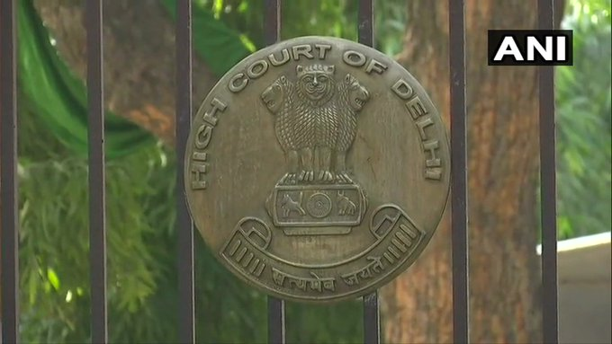 ANI's tweet photo. Delhi High Court reserves the order on PIL challenging Reserve Bank of India (RBI) and State Bank of India (SBI) notifications, which permits the exchange of #Rs2000CurrencyNotes without obtaining any requisition slip and identity proof. https://t.co/ixpCIE5Foi