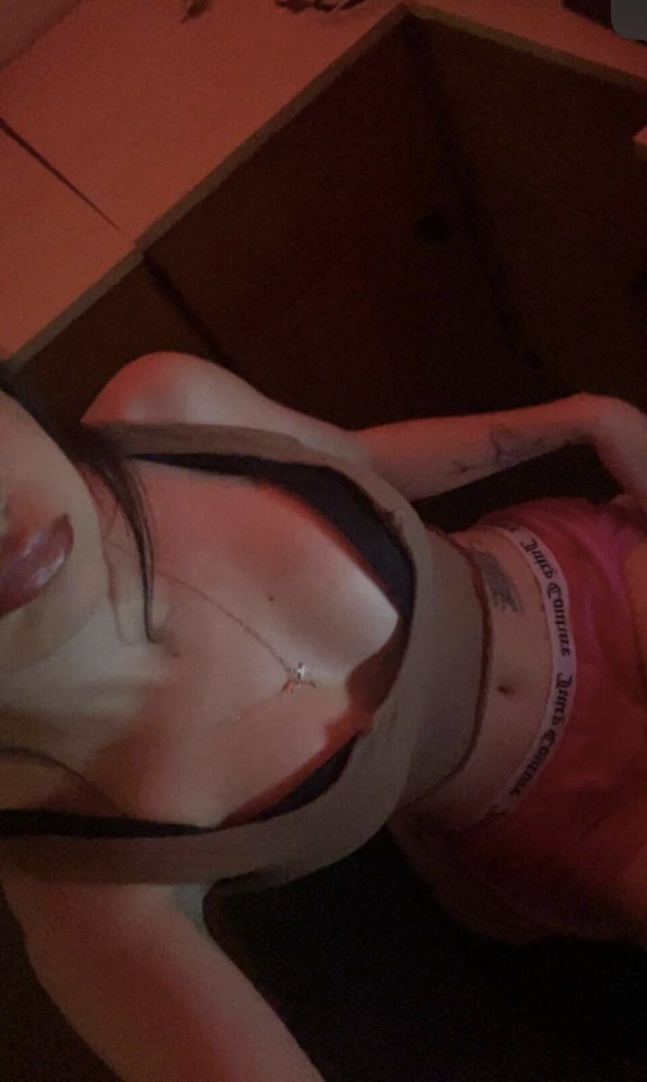 feeling extra horny tn💦
onlyfans.com/lovessj