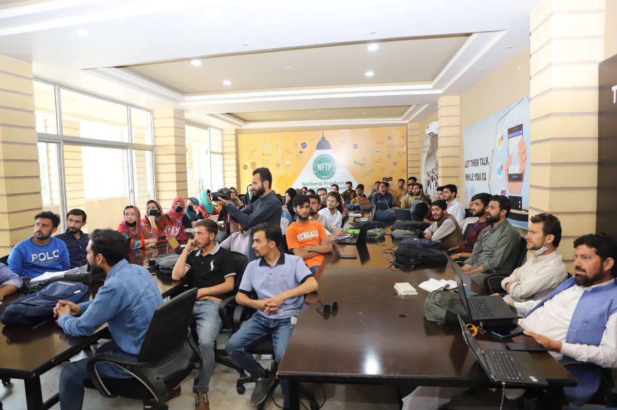 nftpofficial's tweet photo. Ambassador of Jordan to Pakistan Mr. Ibrahim Al-Madani was welcomed to the @nftpofficial centre in Gilgit Baltistan at @OfficialKIU by Director ORIC KIU Dr. Mehfooz ullah.
He was briefed about features of program &amp; the impact it has created over the years by the centre trainer. https://t.co/LgB5ykbdIh