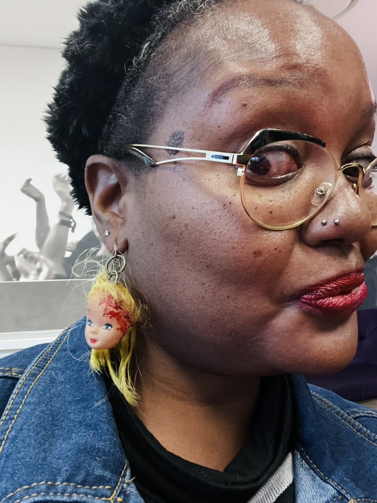 www.landlordrental.co.za (@ownerdirectrent) on Twitter photo jacarandafm: Martin Bester thinks it’s Philicity Reeken’s choice of earrings that might be making her weird to date 🤭😂
What makes you weird to date?
#JacaBreakfast with <a href="/MartinBester/">Martin Bester</a> jacarandafm: Martin Bester thinks it’s Philicity Reeken’s choice of earrings that might be making her weird to date 🤭😂
What makes you weird to date?
#JacaBreakfast with <a href="/MartinBester/">Martin Bester</a>