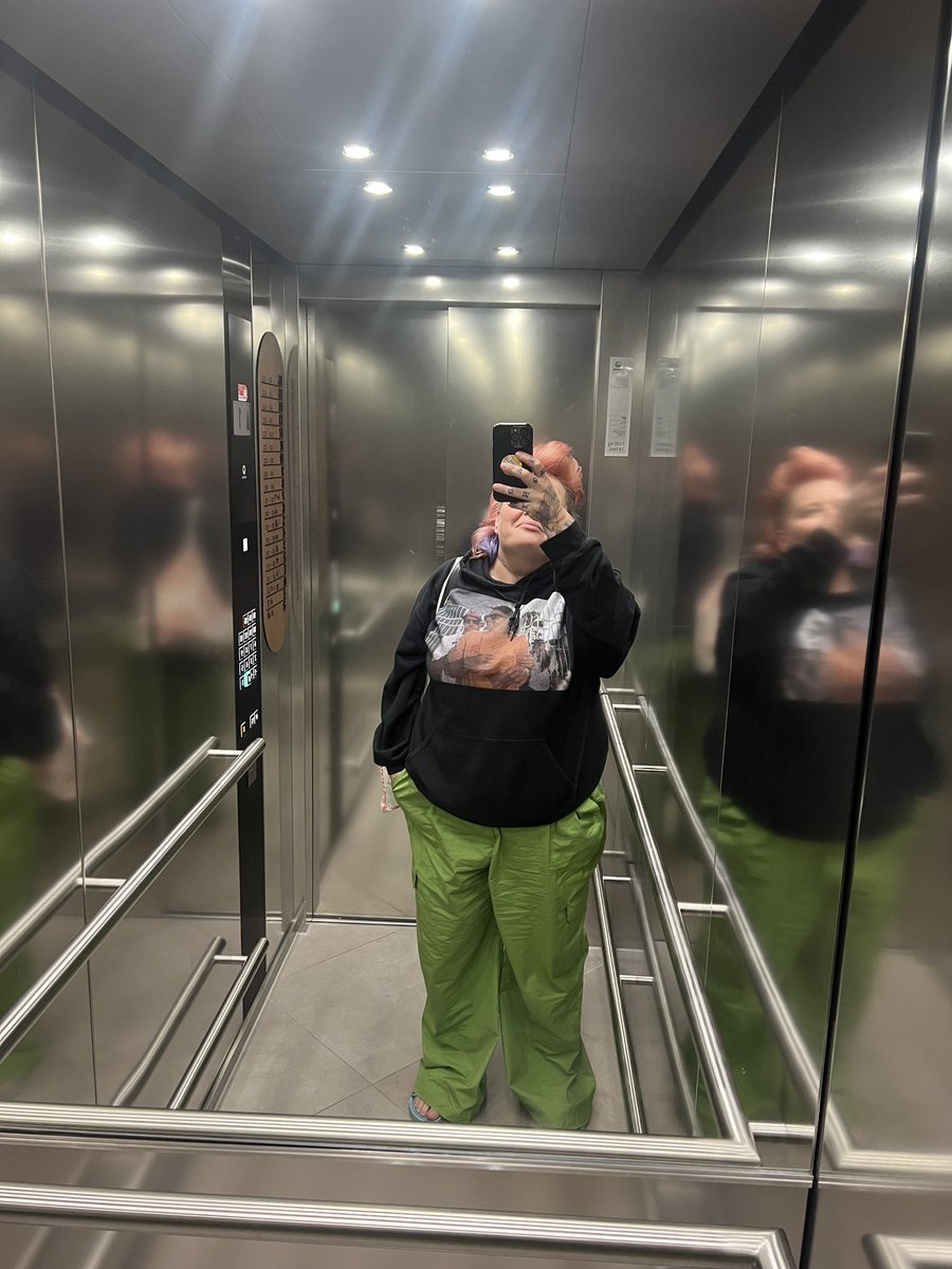 TB12 an I in an elevator 😁