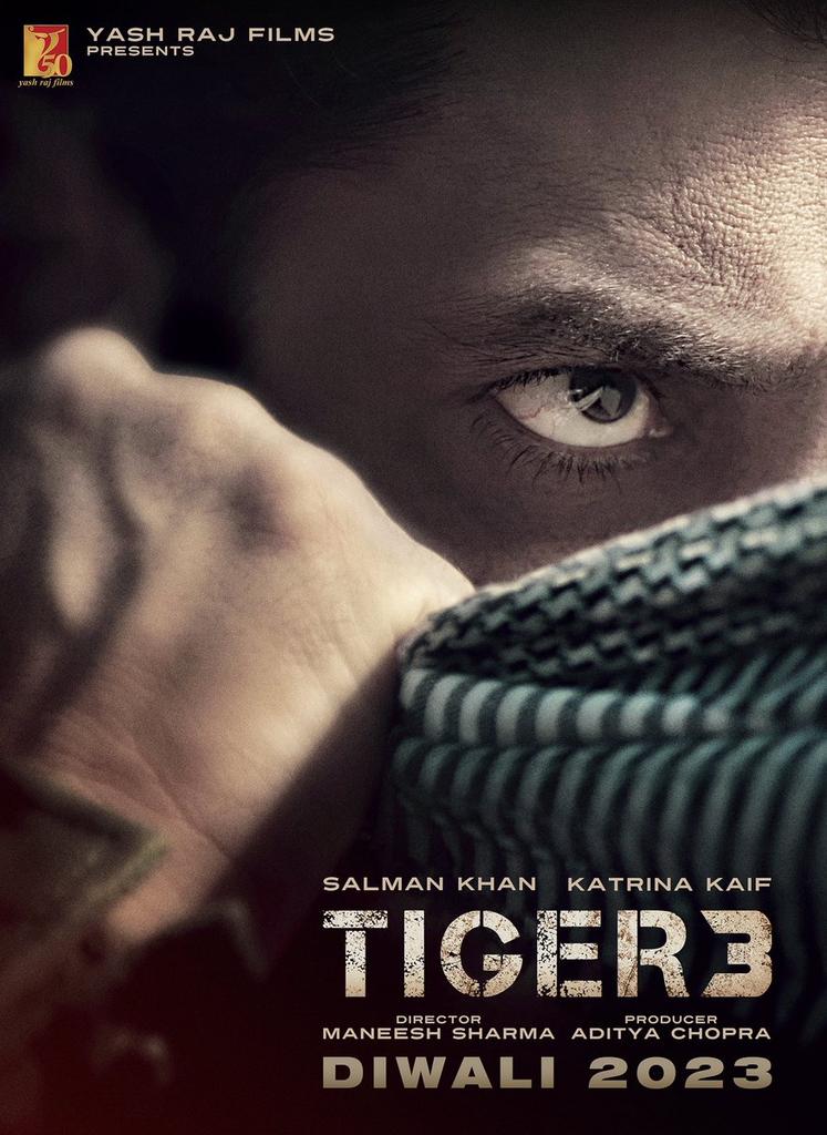 “#SalmanKhan is a Zakhmi Sher, He will Roar Huge with #Tiger3'
- Taran Adarsh.
(MovieCritic/Biz Analyst).

Yea !! He has given Blockbusters ETT, TZH the genesis of YRFSpyVerse.  

All Power to Tiger for The
Biggest Action Spectacle!!🔥

Action Packed Treat Awaits !!😎