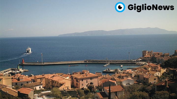 Buongiorno con la nostra webcam panoramica a Giglio Porto #Giglio #IsolaDelGiglio #GiglioIsland ift.tt/kgE065I