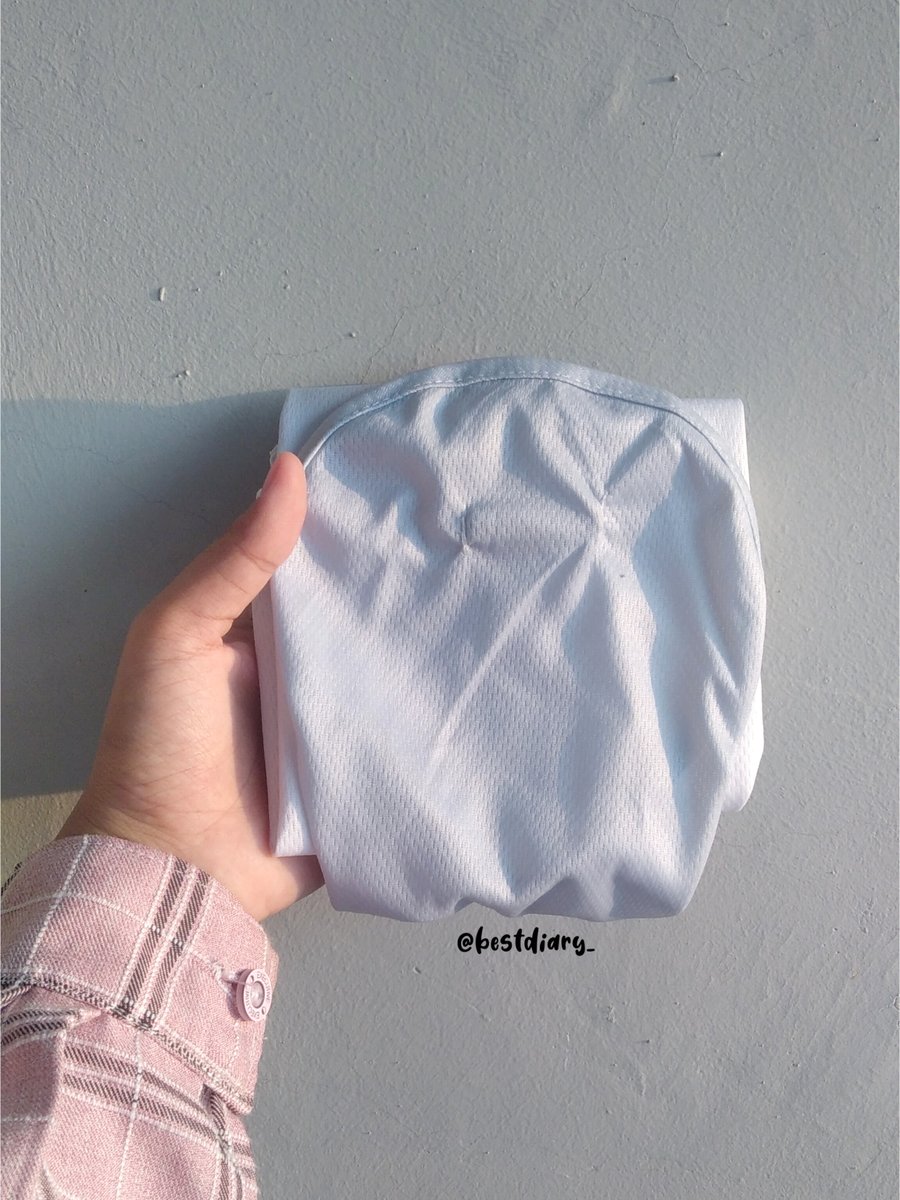 bestdiary_'s tweet photo. Senang banget akhirnya bisa punya ini🥹
Sarung tangan anti panas UV UPF 50++ cocok buat kamu yg suka naik sepeda biar tangan gak belang model fleksibel panjang 55cm sampai atas siku bahanya adem. Wajib Punya!!!

---a thread https://t.co/KcvWjUWlo1