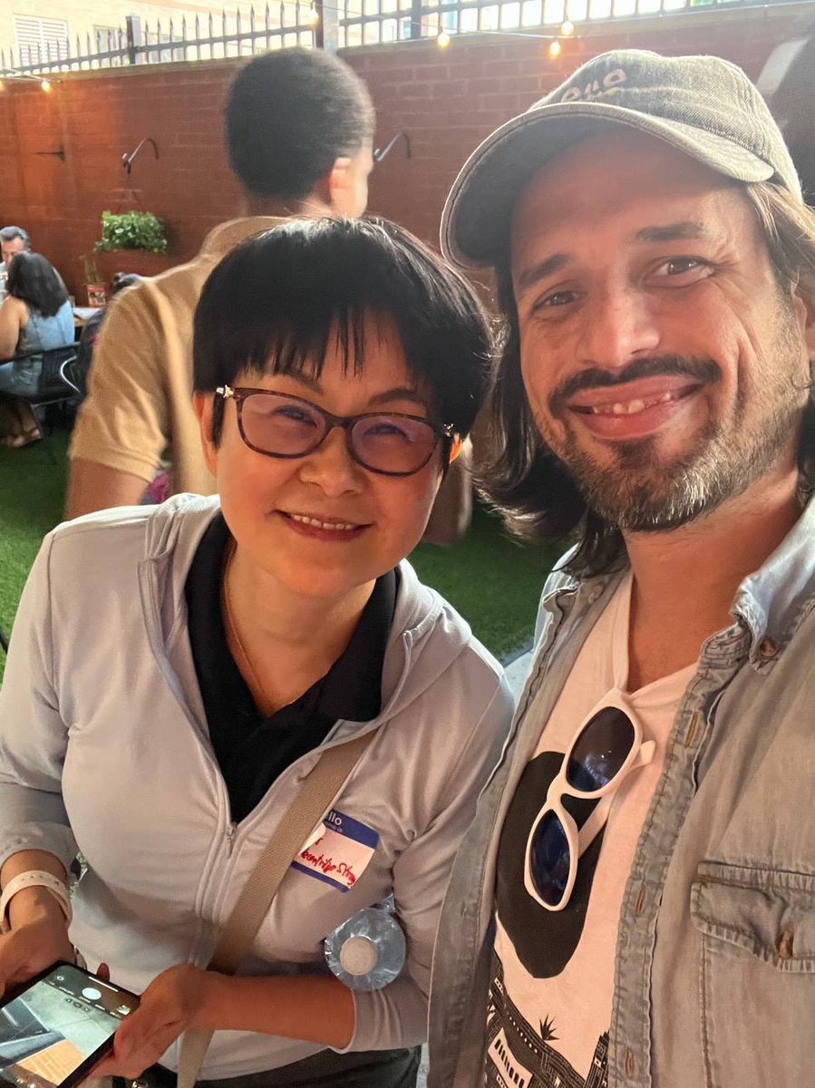 CESS_Storage's tweet image. Had an incredible time connecting with brilliant blockchain enthusiasts at Pizza DAO in Washington DC! 🍕✨ Keep an eye on #CESS for groundbreaking developments in web3 storage! #W3D