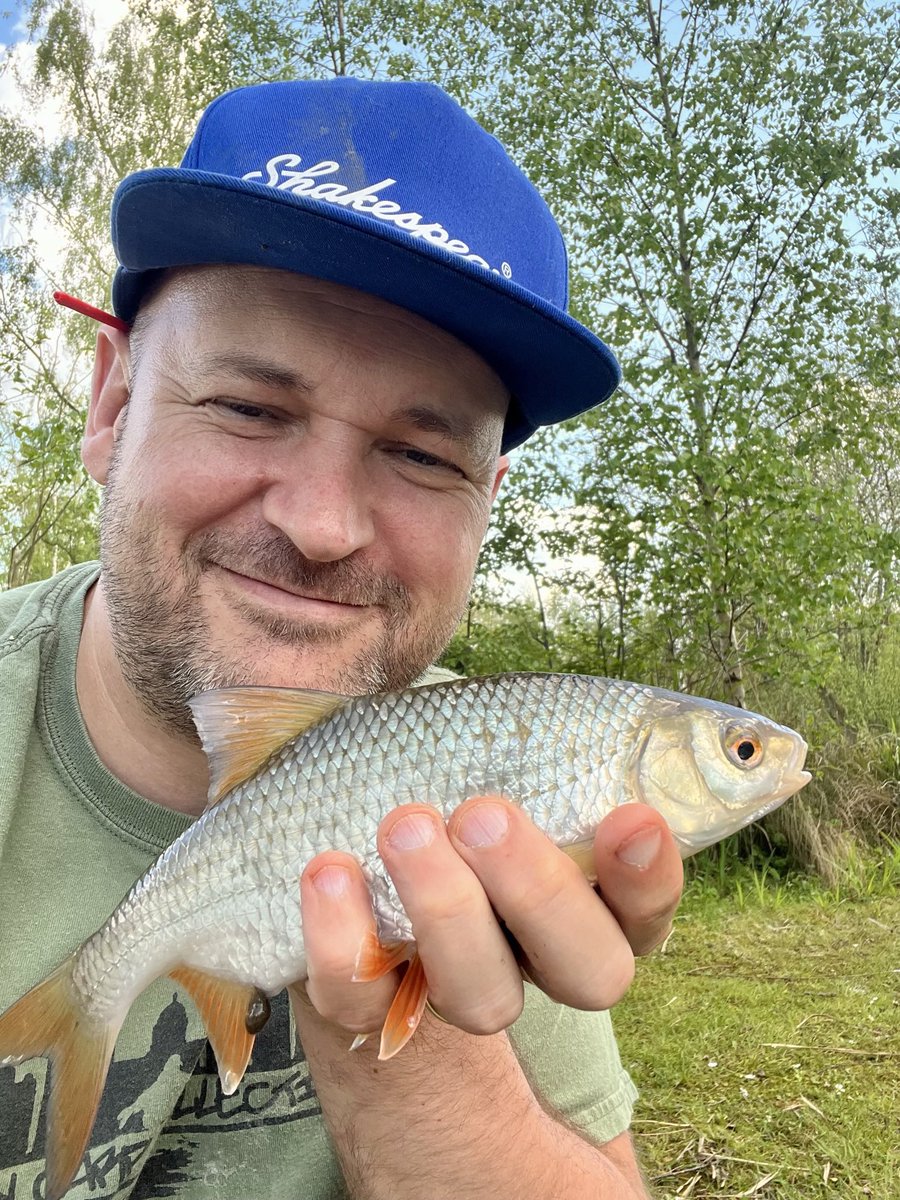 Fishing Family UK tweet media