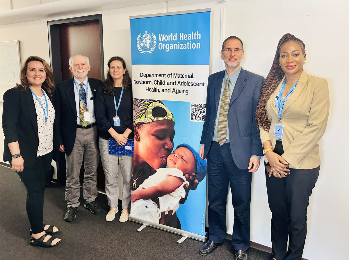 Immense pleasure discussing how we can brake the unprecedented rise in #Caesarean section rates 🌍
 <a href="/ABanerjeeWHO/">Anshu Banerjee</a> &amp; <a href="/AllisynMoran/">Allisyn Moran</a> 

With the <a href="/WHO/">World Health Organization (WHO)</a>, professional societies &amp; the community at large, we can work on solutions together 🤝

<a href="/HarvardPGSSC/">Harvard Global Surgery</a> <a href="/ScottCorlew/">Scott Corlew</a> <a href="/kathydoo2002/">Kate Obayagbona</a>