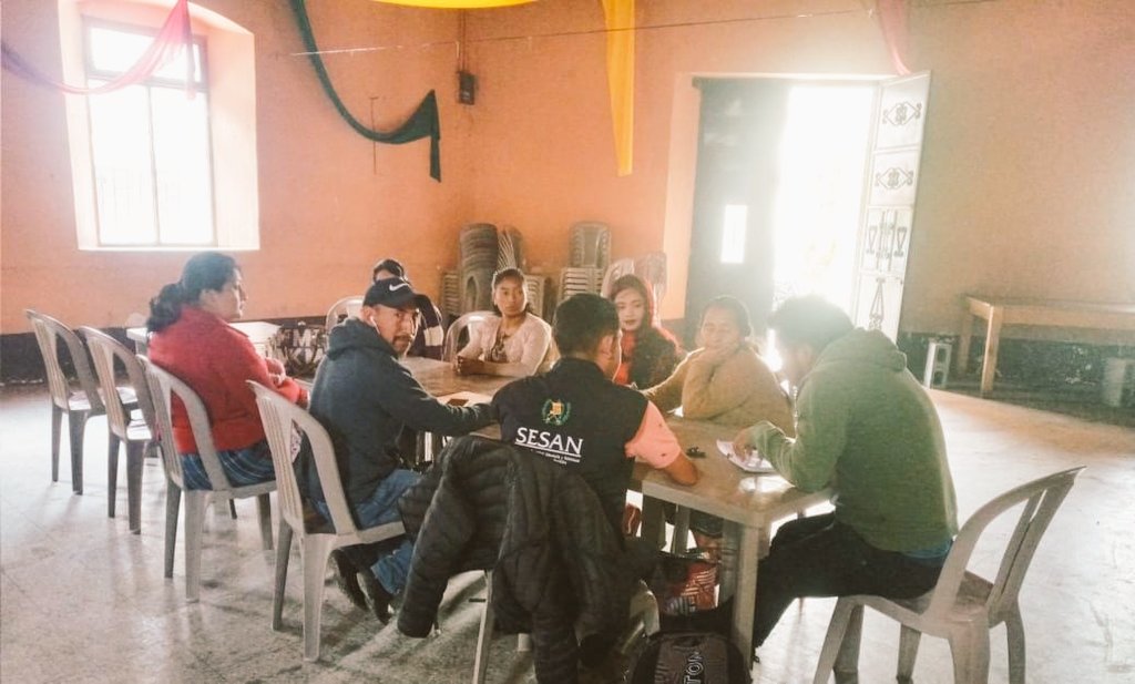 SESAN_Solola's tweet photo. Cuando las comunidades se empoderan, las discusiones sobre las necesidades son serias y demandan compromisos.
En el municipio de Santa Lucía Utatlan, los representantes de la red de #COCOSAN se preparan para discutir el tema #SAN en foro.
#PorMasFamiliasSaludables
#Transición https://t.co/Y7AXDM2idp