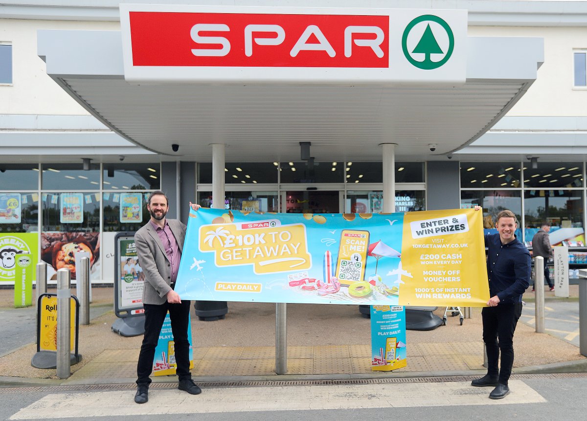 SPARNorthEng's tweet photo. Our £10K To Getaway promotion has launched in @SPARintheUK stores across the North of England, giving customers the chance to win a £10,000 voucher for their dream holiday!

Read all about it on the link below! ✈️

https://t.co/dlc1OSjEGe

#SPAR #ThereForYou #Summer #Holiday https://t.co/JdkErK3wT8