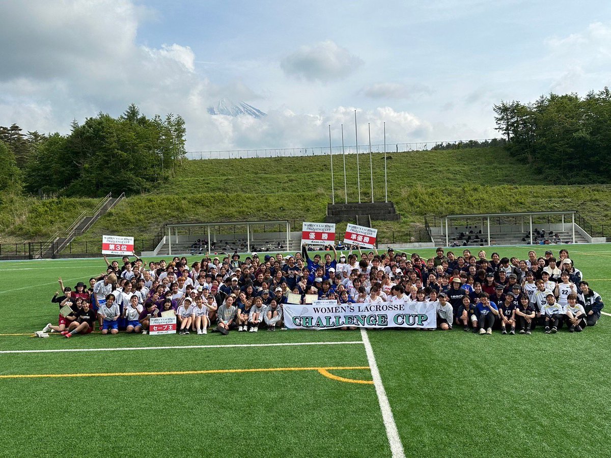 近況報告✨

5/20.21で行われたチャレンジカップに参加しました！
東京家政大学さん、高崎経済大学さんと合同チームを組ませていただきました！

結果は12チーム中6位でした！
予選突破し2日目のトーナメント戦にも行けたので良かったです！💪

合宿で学んだことを生かしてリーグ戦も頑張ります！🔥