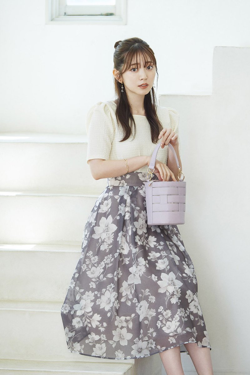 airimania_info's tweet image. 20230523【WEB】 

Second part of the brand Proportion&apos;s first summer lookbook with Airi Suzuki as a model has been published
#鈴木愛理 さん × PROPORTION 初夏を彩るLOOKBOOK vol.2公開スタート
store.saneibd.com/lookbook/propo…
 
#proportion #pbd #プロポーション #プロポ #AiriSuzuki

⬇️⬇️⬇️