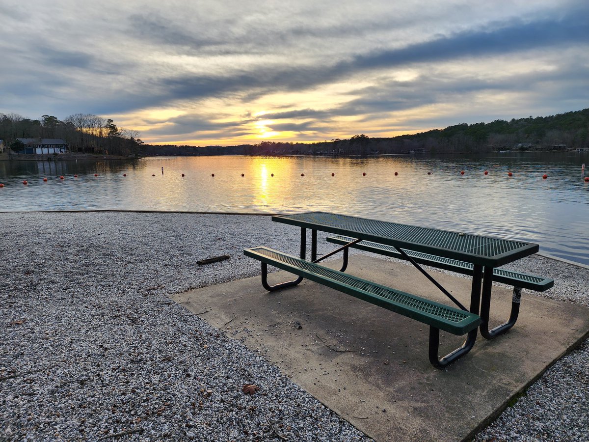 RT @WelcometoJabali: #Lake Desoto Hot Springs Village, #Arkansas #vrbo #sunsetphotography #sunset #sky #familyfun #NaturePhotography #summer #travel #relax #tuesdayvibe <a href="/vrbo/">Vrbo</a> #share #click #like
👇👇👇
vrbo.com/2309506?unitId…