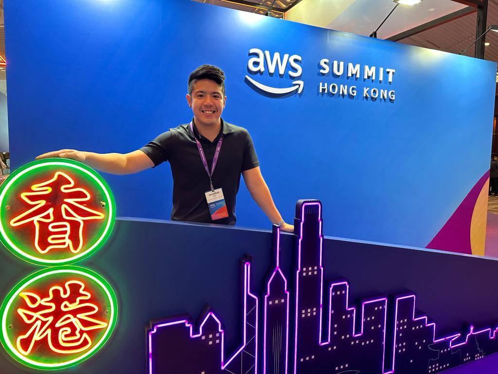 OKT Chain ⚛🕸 (@okcnetwork) on Twitter photo Jonathan Phan, Director of OKTC Ecosystem Development, South East Asia, had an unforgettable experience speaking at #AWSSummitHongKong <a href="/awscloud/">Amazon Web Services</a>!
It was an honor to share insights, connect with an incredible audience & be part of such an inspiring gathering.
Until next time! Jonathan Phan, Director of OKTC Ecosystem Development, South East Asia, had an unforgettable experience speaking at #AWSSummitHongKong <a href="/awscloud/">Amazon Web Services</a>!
It was an honor to share insights, connect with an incredible audience & be part of such an inspiring gathering.
Until next time!