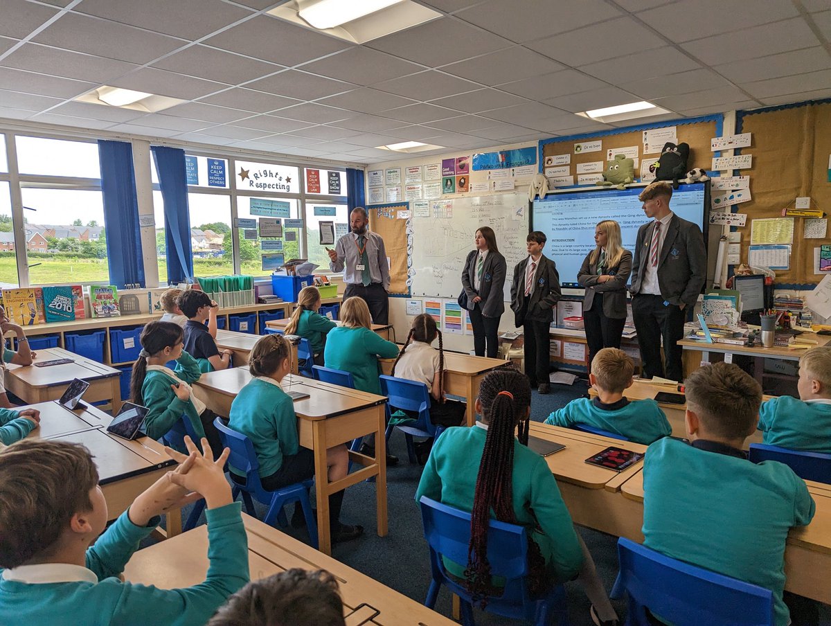 Thank you to Year 7 and 10 pupils as well as Mr Grant @TheDeanAcademy for answering lots of questions from our nervous Year 6s! You've put out minds at rest and we can't wait to join you! 😀