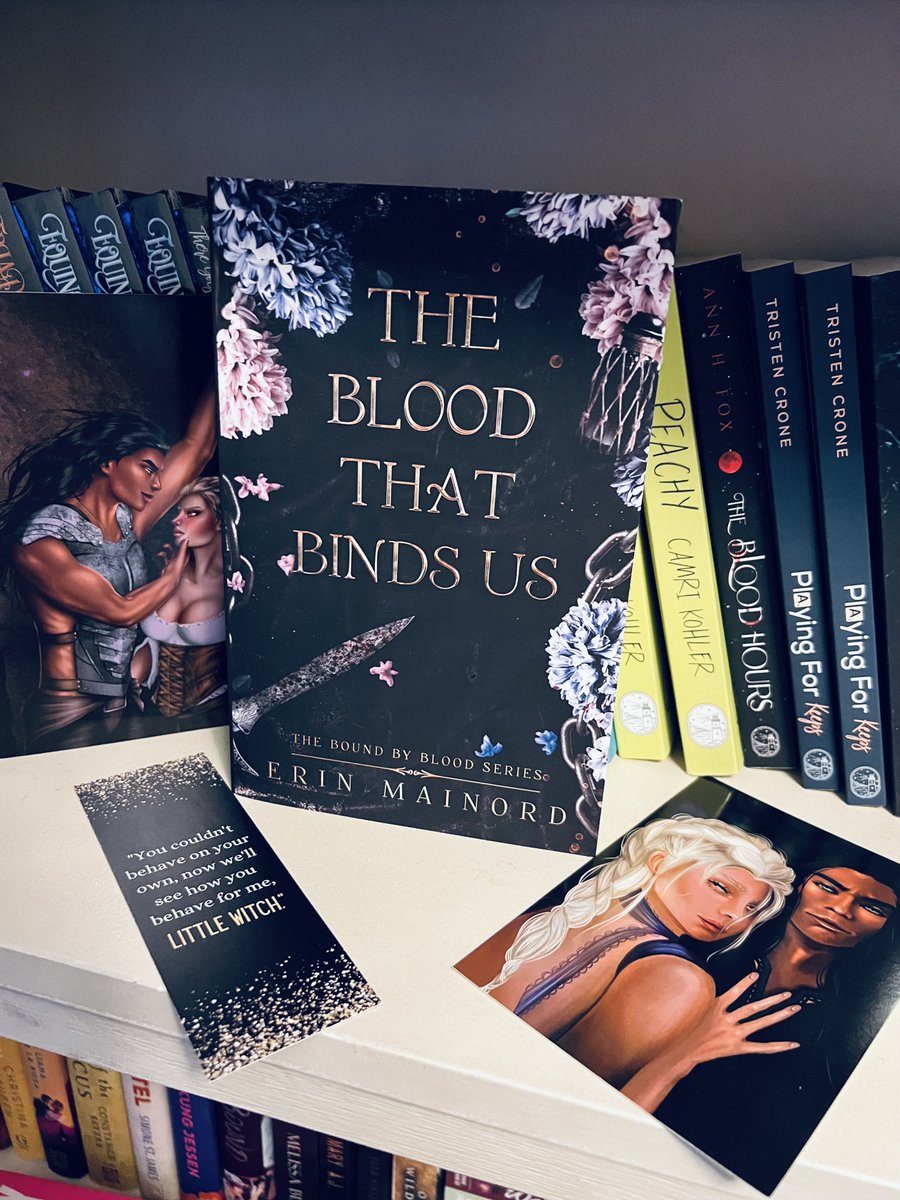 Today's the day and we couldn't be more proud.
@ErinMainord's The Blood That Binds Us has arrived!

It seems Amazon is up to their old tricks, making Erin's book unavailable on release, except for on Kindle... BOOO!
amazon.com/Blood-That-Bin…

You can still purchase on Barnes and