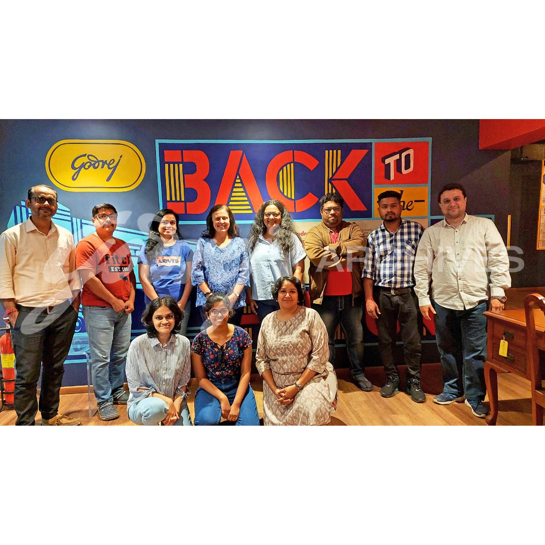 GodrejArchives's tweet photo. Last week we had a special visitor😀
Dr. Rati Nadir Godrej visited the #archives as she wished to see collections specifically on her father-in-law Dr. Burjor P Godrej, the man behind the iconic #Cinthol, who made #Godrej the pioneers in the soaps & oleochemical industry in India https://t.co/vPzt9QWEn5