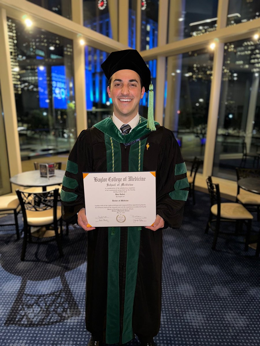 Ron Gadot tweet media