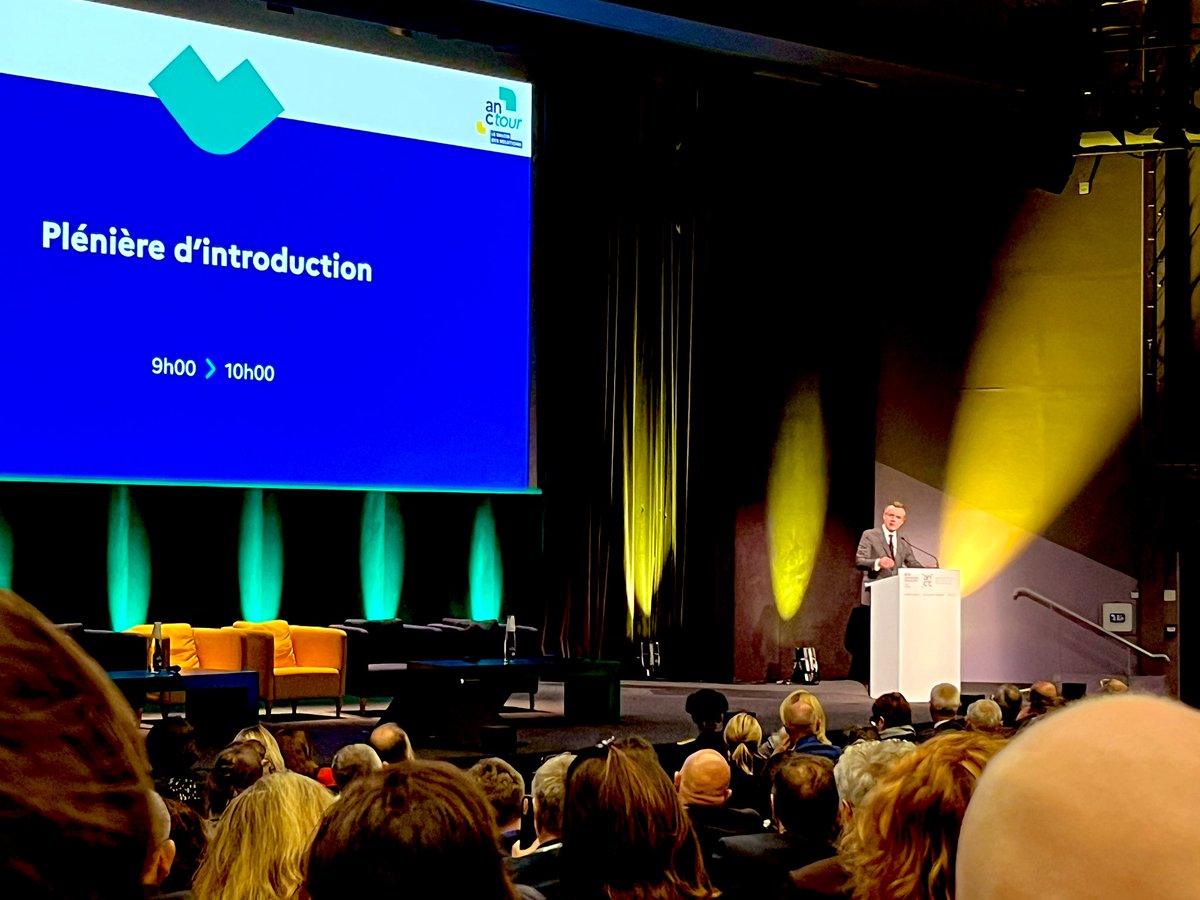 opendata_fr's tweet photo. La #donnee. son accès, ses impacts, les solutions qu’elle rend possible sur les #territoires au cœur du riche programme de l’@ANCTerritoires Tour #anctour : Introduction par M le Ministre @ChristopheBechu sur les enjeux relevés au quotidien par les #collectivitesterritoriales https://t.co/1JT6WoQpIE