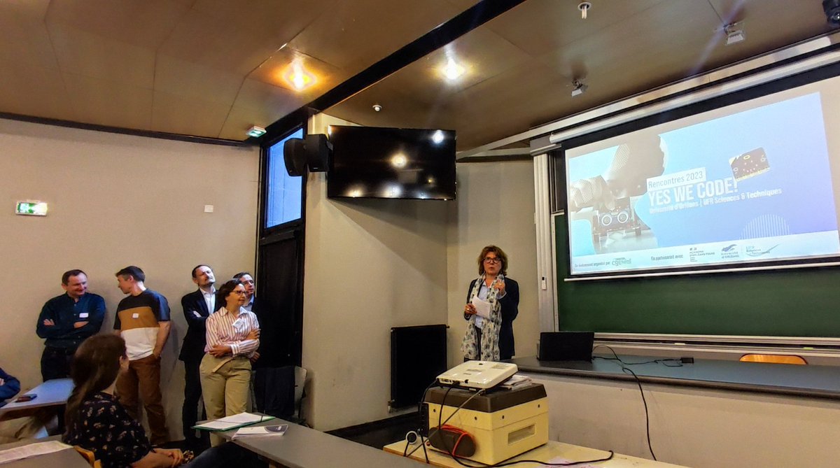 Vincent Pantaloni (@vpantaloni) on Twitter photo Ouverture de cette journée #YesWeCode dans <a href="/ac_orleanstours/">Académie d'Orléans-Tours</a> avec professeurs et élèves à l'<a href="/Univ_Orleans/">Université d'Orléans</a> avec
<a href="/Drane_ot/">Drane Orléans-Tours</a>, <a href="/Fond_CGenial/">Fondation CGénial</a> , <a href="/matthorleans/">matthieu exbrayat</a>, <a href="/MathieuLiedloff/">Mathieu Liedloff</a>.
Près de 100 professeurs impliqués dans l'académie ! Ouverture de cette journée #YesWeCode dans <a href="/ac_orleanstours/">Académie d'Orléans-Tours</a> avec professeurs et élèves à l'<a href="/Univ_Orleans/">Université d'Orléans</a> avec
<a href="/Drane_ot/">Drane Orléans-Tours</a>, <a href="/Fond_CGenial/">Fondation CGénial</a> , <a href="/matthorleans/">matthieu exbrayat</a>, <a href="/MathieuLiedloff/">Mathieu Liedloff</a>.
Près de 100 professeurs impliqués dans l'académie !
