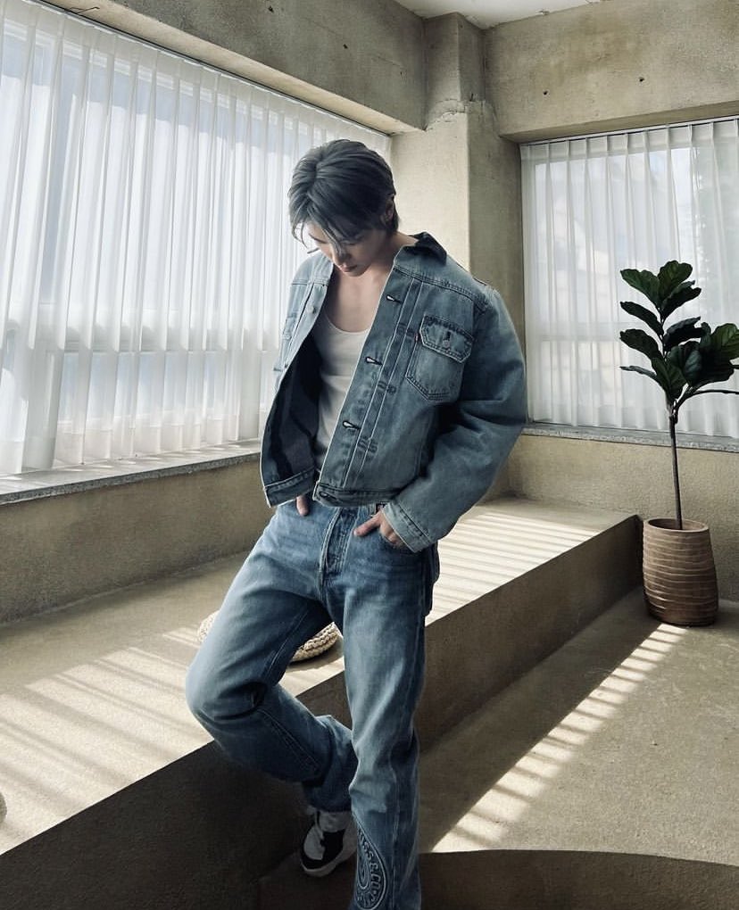 FAMELTY95's tweet photo. ㅤㅤ

                          caishtus         ≡       sns update!
                          2023년     O5월    23일     15:45

͏ https://t.co/qiVBtNTXYo