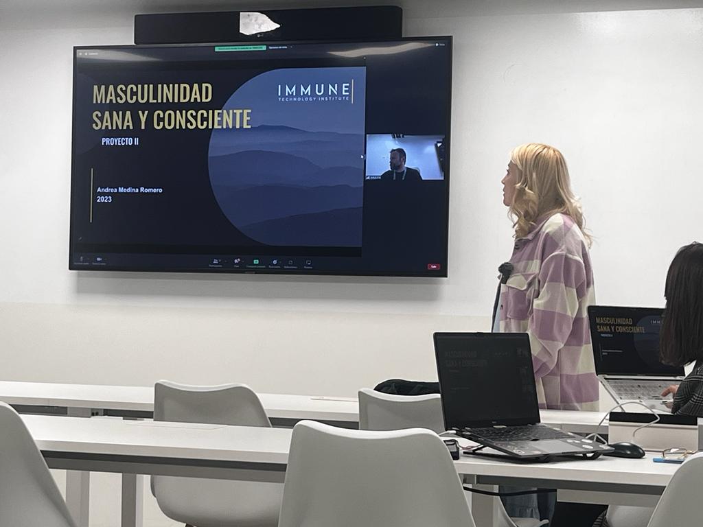 immuneinstitute's tweet image. Presentaciones de proyectos finales de nuestros chicos del Bootcamp en Diseño UX/UI, ¡Enhorabuena a todos! 💃

Gracias a Raúl Marín Calleja por el excelente trabajo como director del Bootcamp de Diseño UX/UI. 💪🚀

#ChangeTheCourse #diseño #UX #UI #creatividad #TalentoTech