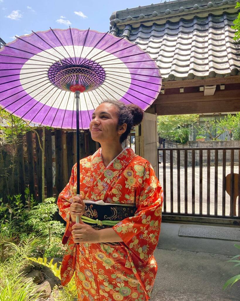 okeikoJapan's tweet photo. 「tea ceremony 」they enjoyed making tea with kimono 💕thank you for coming to beautiful Miyajima today 🥰. #hiroshima #miyajima #okeikojapan #teaceremony #kimono https://t.co/h1QNjGFpv3