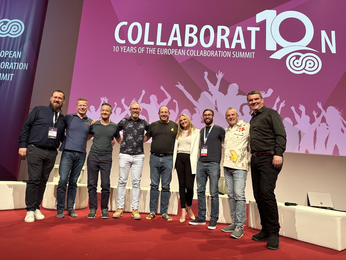 Great job, perfect keynote, #collabsummit keynote team!! 👏 #communityrocks