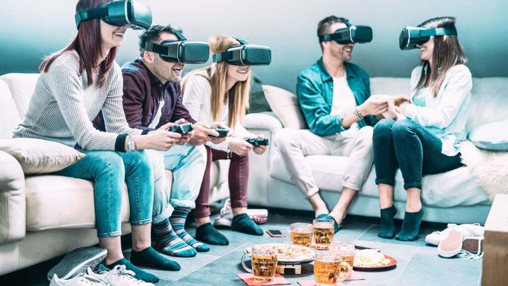 cryptbuzz's tweet image. 'In Hindsight the Metaverse Will Be Obvious and Inevitable' Says Affyn CEO Lucaz Lee – Interview Bitcoin News Lee suggested that when this point is reached, entering and exiting the metaverse will be as easy "as ordering dinner from a takeaway app." ift.tt/UlzkNOg