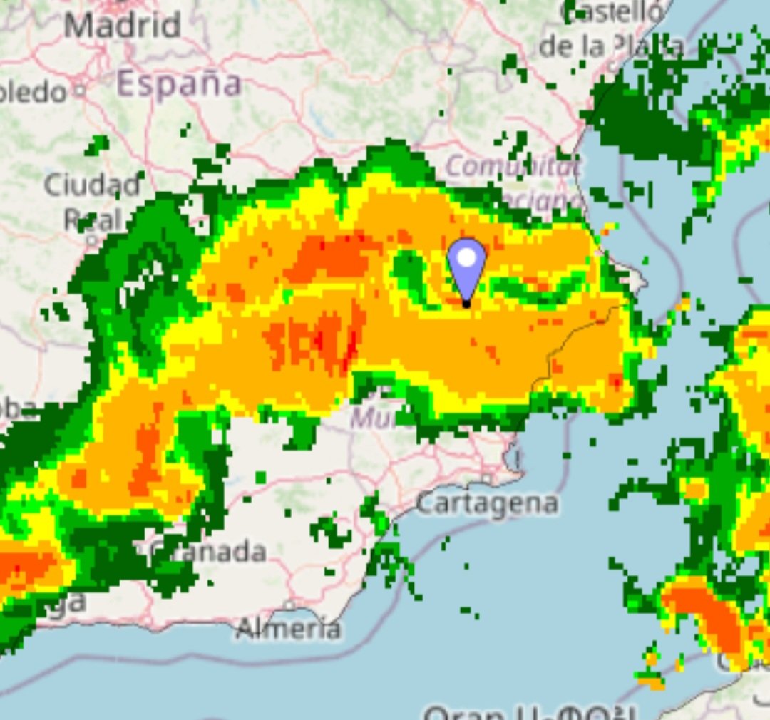 MeteoChatSE's tweet photo. 🌧⚡️⚠️ 
En estos momentos, la situación más complicada se traslada al #Altiplano de Murcia, S de #Albacete y a toda la provincia de #Alicante.

¡¡ En estas zonas las próximas horas serán muy lluviosas  !!

📸: AEMET / NWC-SAF-ADAGUC https://t.co/lPI4ttE1Jh