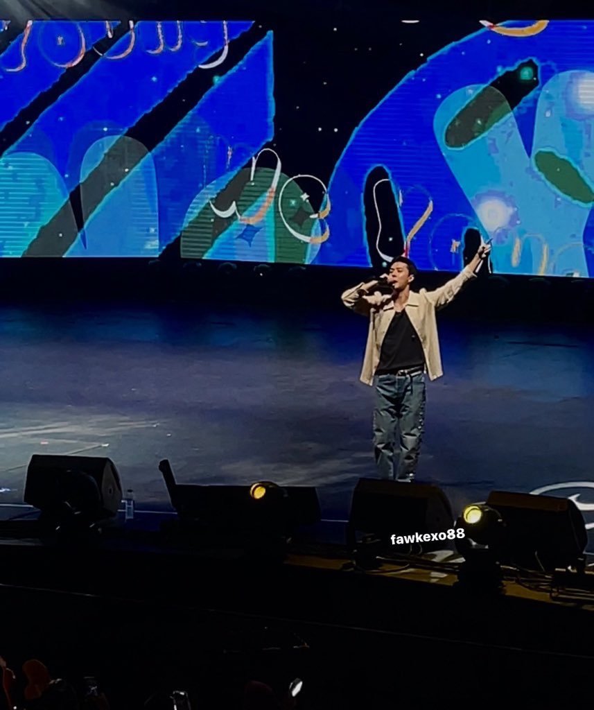 g37_5's tweet photo. Circle 1, Section N, Row NA, Seat 1
First two pics are full zoom, 3rd pic unzoomed https://t.co/fNimZuoile