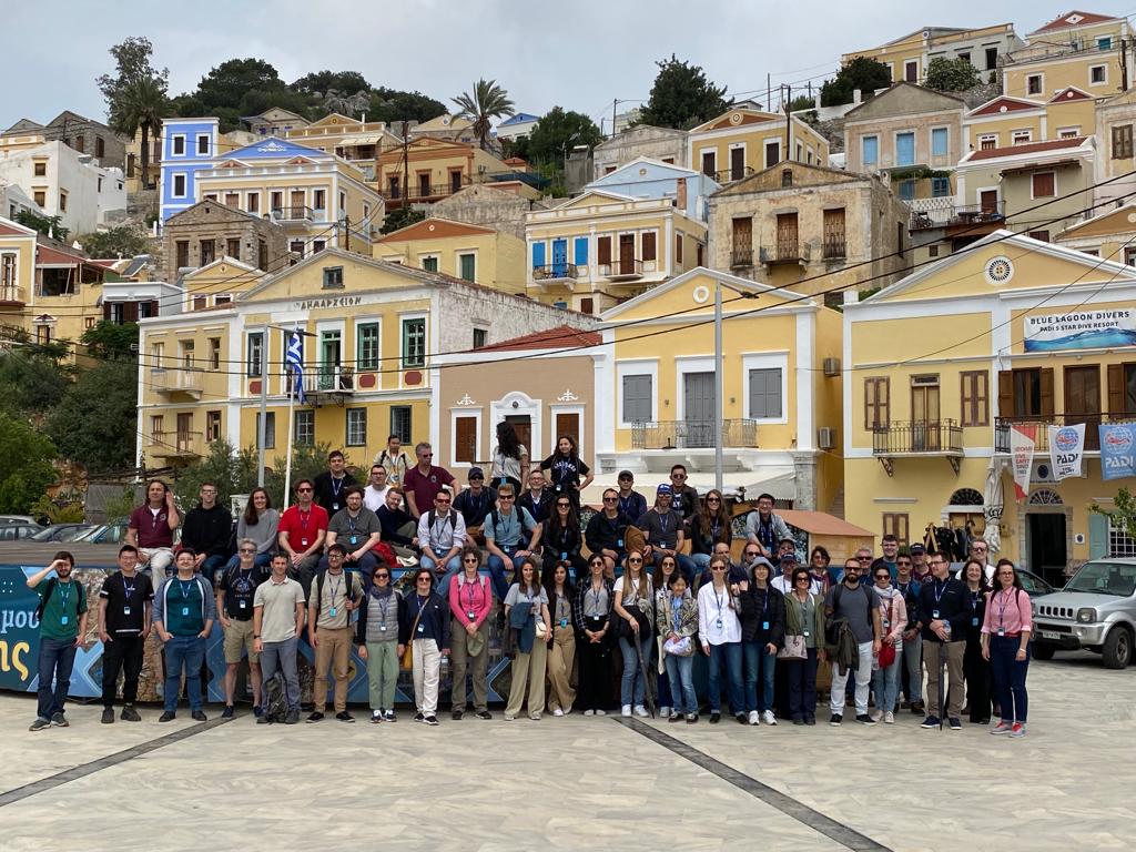 esa_aeolus's tweet photo. What a fantastic community! We've already had some fabulous talks and discussions, and before a busy few days ahead we're taking some time to take in the sights of Symi 🤩 #Aeolus https://t.co/o8f3cNCJrr