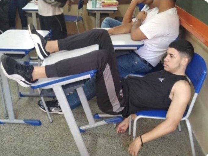 "no sé por qué me duele tanto la espalda"

también yo: