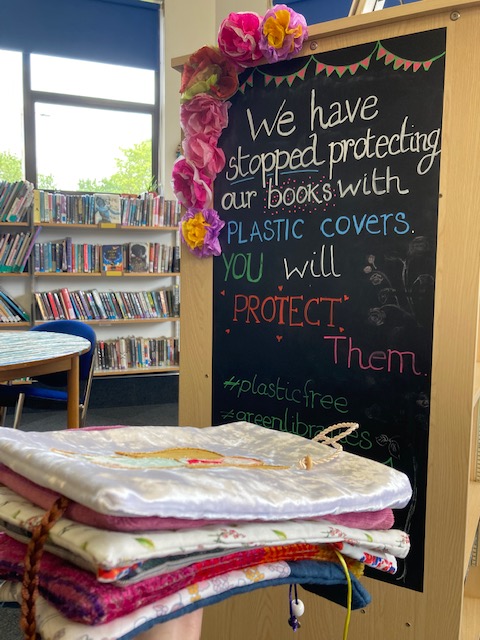 Two months ago we stopped using plastic covers. We are encouraging our students to use fabric book sleeves, providing templates and recycled fabrics. A volunteer and I have made many of them, other students are making their own. @Elizabethutch <a href="/CILIPSLG/">CILIP SLG</a>  <a href="/uksla/">School Library Association (SLA)</a>  #greenlibraries