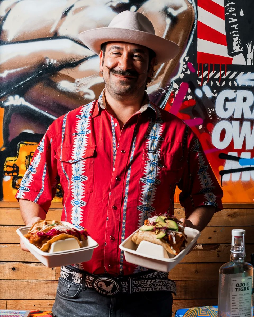Shelter Hall (@shelterhallmkt) on Twitter photo ๐ฏQuoting Carlito -
"For Grub and Glory!" 
๐ฃTaco and nacho lovers unite ๐ฎ you asked - we listened!  As requested lets welcome home, Carlito Burrito.
Pop-up kitchen from the 26th of May! ๐ซณ๐ค๐ฅ ๐ฏQuoting Carlito -
"For Grub and Glory!" 
๐ฃTaco and nacho lovers unite ๐ฎ you asked - we listened!  As requested lets welcome home, Carlito Burrito.
Pop-up kitchen from the 26th of May! ๐ซณ๐ค๐ฅ