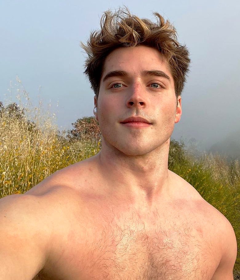 Celebrity Men & onlyfans guys 💯 🇦🇺 on Twitter "Froy Gutierrez (2023)"