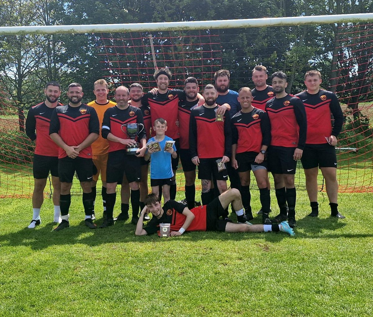 scottnewton1987's tweet photo. Proud of the lads for winning this trophy for Braddy Abbas on Sunday.
It's been hard at times managing, but I'm so glad I took it on for a year. I hope the club can continue in some capacity. It's been a pleasure, and I'll make sure I'm back to play now and again! #uptheabbas https://t.co/37oTkJSXUL