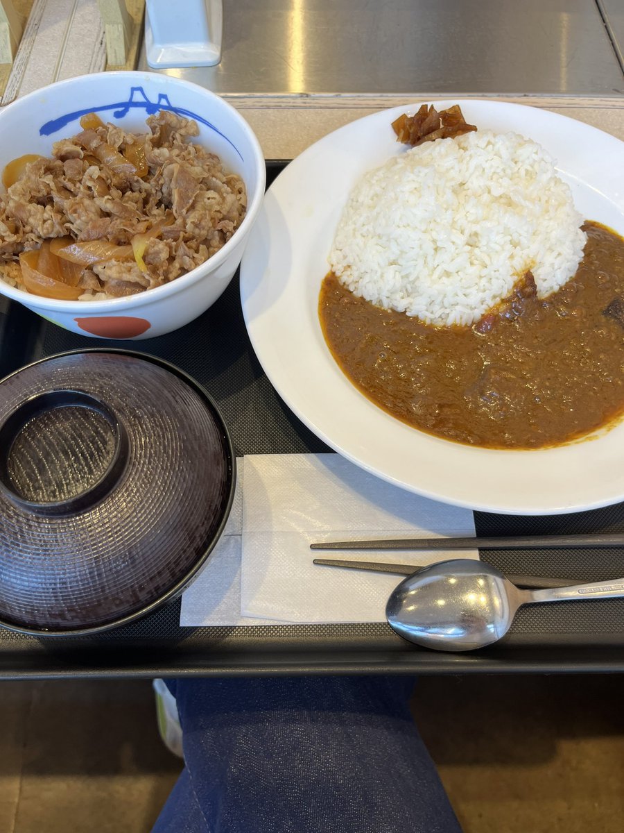 Umap_gen's tweet photo. 今日はダービーにむけて爆食。 https://t.co/FhyM93LAk3