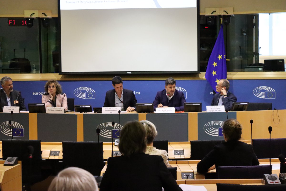 Socialistas_PE's tweet photo. 🗣️@nicogoncas #CoreSoHO La regulación europea debe garantizar donaciones suficientes, especialmente de plasma, para reducir nuestra dependencia de otros países.
La UE tiene que avanzar hacia la autonomía estratégica y la Unión Europea de la Salud. https://t.co/dVC0t9gU8E