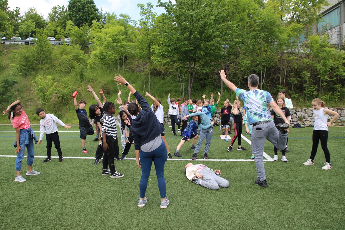 AIS Vienna tweet media